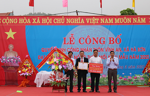 https://hatrung.thanhhoa.gov.vn/portal/Photos/2021-03/28436933390ecdbdIMG_5815.JPG