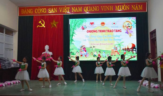 https://hatrung.thanhhoa.gov.vn/portal/Photos/2023-09/acb646a76c23705dz4730123229616_51f98dfc1959d232a1f9dd7f19f10795.jpg