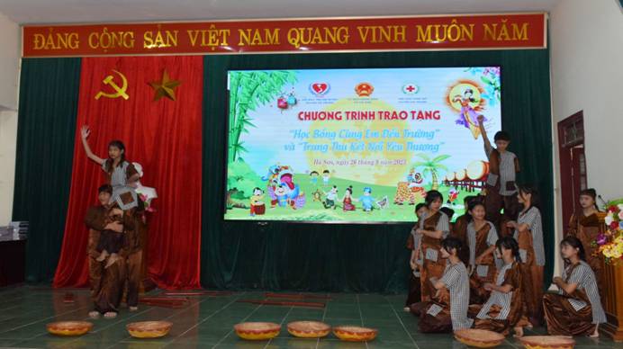 https://hatrung.thanhhoa.gov.vn/portal/Photos/2023-09/c8d9aadc93408fdz4730123693797_a019170d08091540992db4f49a99e186.jpg