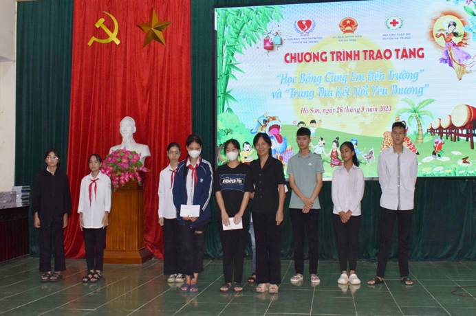 https://hatrung.thanhhoa.gov.vn/portal/Photos/2023-09/3352d454075c65cdz4730124055560_c4e24f0c65c87073c7b97e7b165c5422.jpg